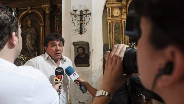 Alcalde de Borja ante el 'Ecce homo' Alcalde de Borja ante el 'Ecce homo'