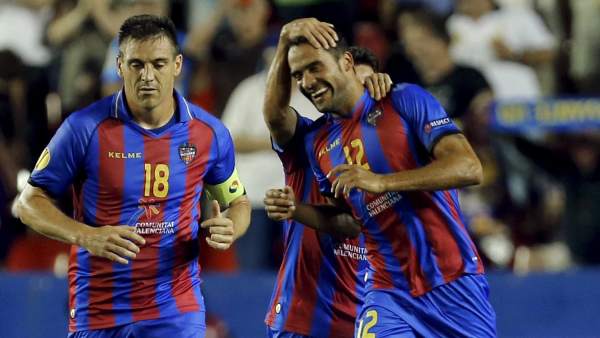 Juanfran con el Levante Juanfran con el Levante