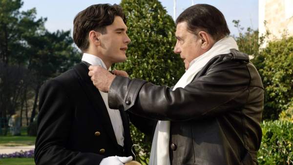 Yon González y Juan Luis Galiardo Yon González y Juan Luis Galiardo