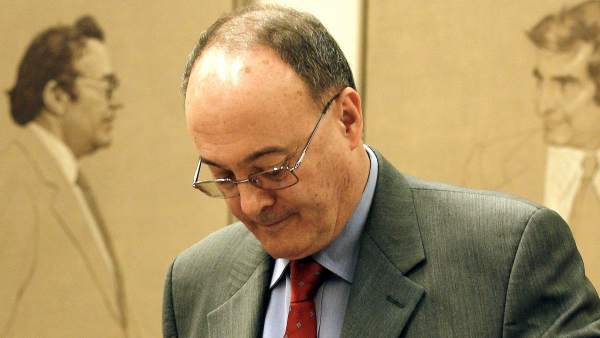 El gobernador del Banco de España, Luis María Linde. El gobernador del Banco de España, Luis María Linde.
