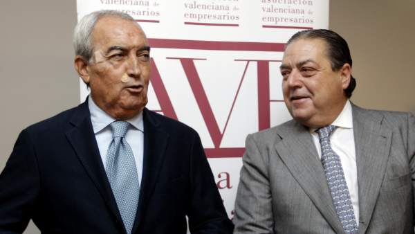 Los empresarios valencianos estallan por los casos de corrupción. Los empresarios valencianos estallan por los casos de corrupción.