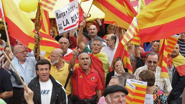 Manifestación por la unidad de España en Barcelona Manifestación por la unidad de España en Barcelona