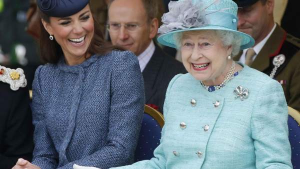 Kate Middleton e Isabel II Kate Middleton e Isabel II