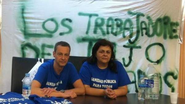 Médico y enfermera en huelga de hambre Médico y enfermera en huelga de hambre