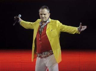 Miguel Bosé