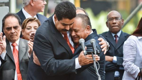 Maduro y Cabello Maduro y Cabello
