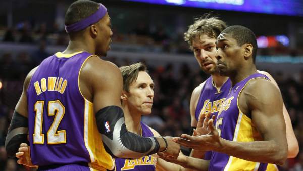 Gasol, Nash, World Peace y Howard, de Lakers Gasol, Nash, World Peace y Howard, de Lakers