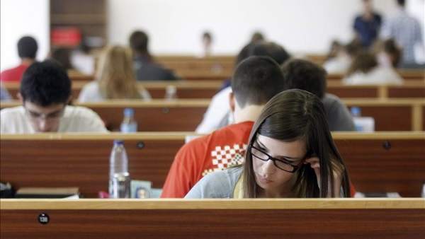 Becas Becas