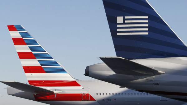 American Airlines y US Airways se fusionan en la mayor aerolínea del mundo American Airlines y US Airways se fusionan en la mayor aerolínea del mundo