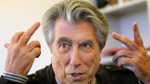 El escritor Jordi Sierra i Fabra El escritor Jordi Sierra i Fabra