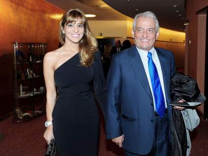 Con su mujer Reyes Monforte