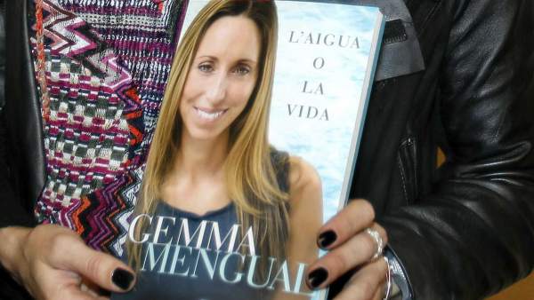 Gemma Mengual y su libro Gemma Mengual y su libro