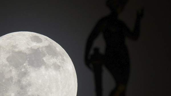 Luna llena en Berlín Luna llena en Berlín