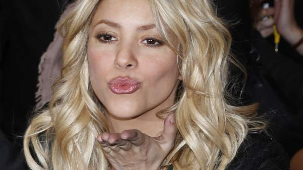 Shakira Shakira