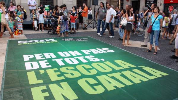 Enseñanza en catalán. Enseñanza en catalán.