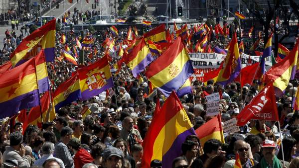 Manifestación por la III República Manifestación por la III República