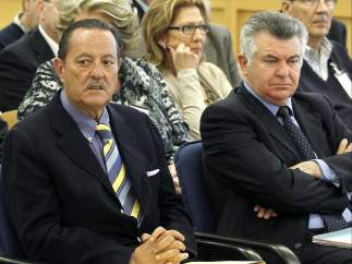 Roca, junto a Julián Muñoz