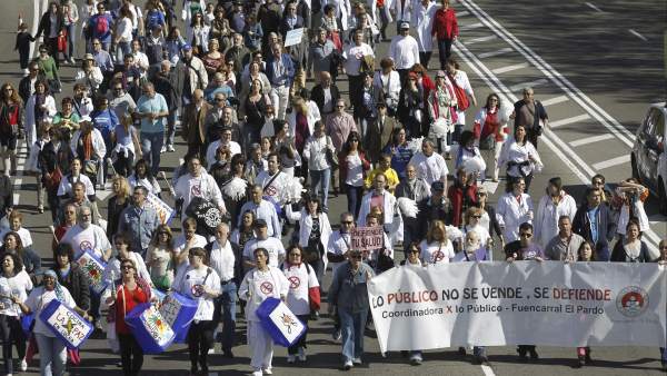 Madrid acoge otra 'marea blanca' Madrid acoge otra 'marea blanca'