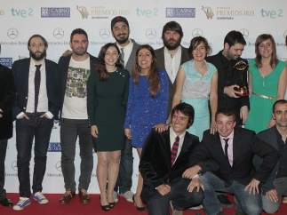 Miembros del equipo de El Intermedio (La Sexta) recogen el premio