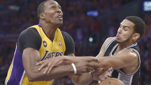 Dwight Howard y Cory Joseph Dwight Howard y Cory Joseph