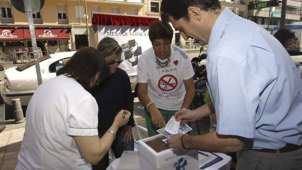 Consulta ciudadana a pie de calle Consulta ciudadana a pie de calle