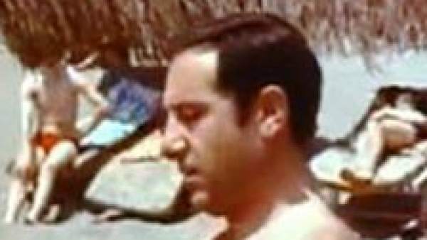 Alfredo Landa, en las turgentes playas del 'landismo'. Alfredo Landa, en las turgentes playas del 'landismo'.