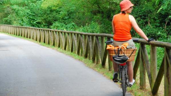 Vía verde en bicicleta Vía verde en bicicleta
