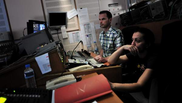 Cierre de la cadena pública de televisión de Grecia ERT Cierre de la cadena pública de televisión de Grecia ERT