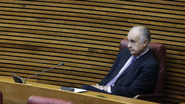 Blasco, en su nuevo escaño en Les Corts Blasco, en su nuevo escaño en Les Corts