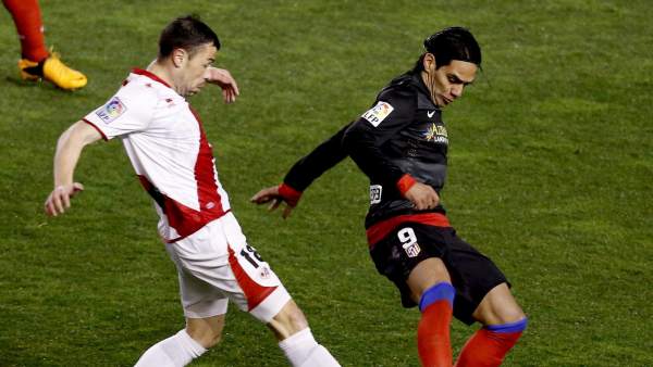 Javi Fuego, en un partido con el Rayo Vallecano Javi Fuego, en un partido con el Rayo Vallecano