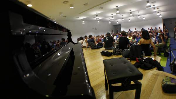Asamblea de profesores de música y padres Asamblea de profesores de música y padres