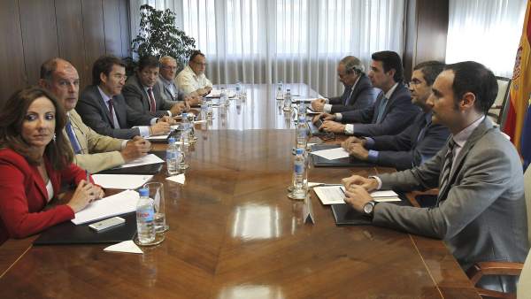 REUNIÓN DE SORIA CON REPRESENTANTES DE COMUNIDADES AFECTADAS POR LA SITUACIÓN DEL NAVAL REUNIÓN DE SORIA CON REPRESENTANTES DE COMUNIDADES AFECTADAS POR LA SITUACIÓN DEL NAVAL