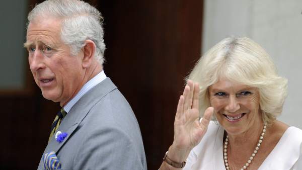 Carlos de Inglaterra y su mujer Carlos de Inglaterra y su mujer