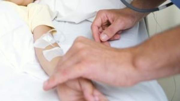 Un niño hospitalizado Un niño hospitalizado