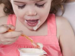 Alertan del nivel de azúcar de los yogures infantiles