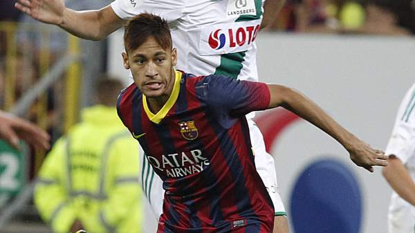 Neymar se estrena en el Barça Neymar se estrena en el Barça