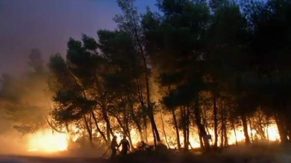 Fuego en Grecia Fuego en Grecia