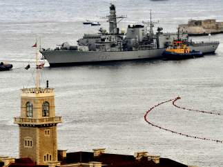 La fragata HMS Westminster, en Gibraltar