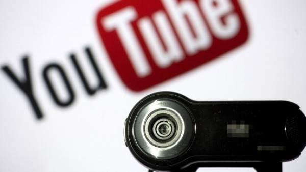 YouTube YouTube