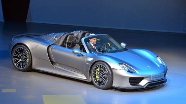 Porsche 918 Spyder Porsche 918 Spyder