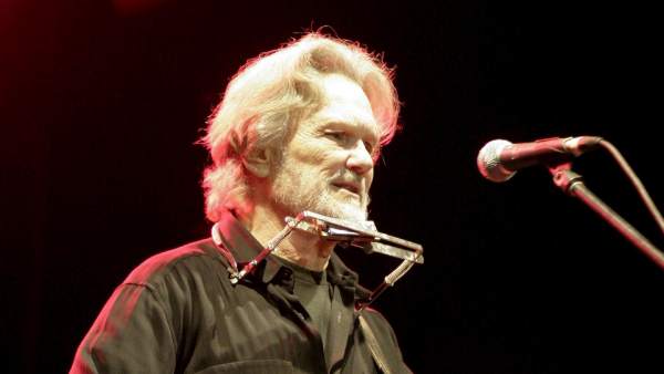 El músic 'country' i actor nord-americà Kris Kristofferson. El músic 'country' i actor nord-americà Kris Kristofferson.