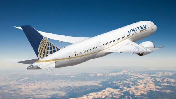 United Airlines United Airlines
