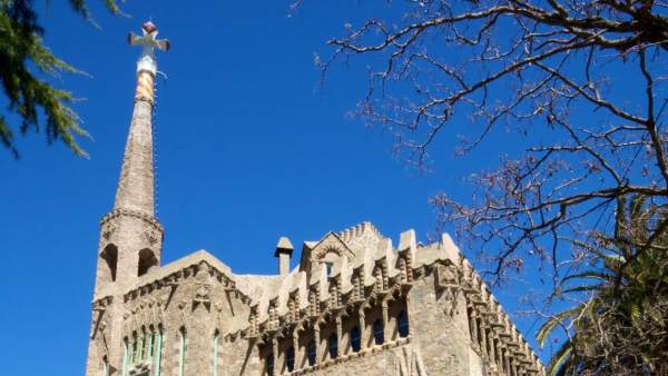 Torre Bellesguard de Barcelona, obra de Antoni Gaudí. Torre Bellesguard de Barcelona, obra de Antoni Gaudí.