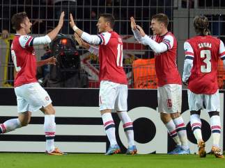 Ramsey, Özil, Giroud y Sagna, del Arsenal
