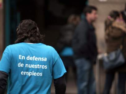 Un trabajador de Edesa, en Basauri