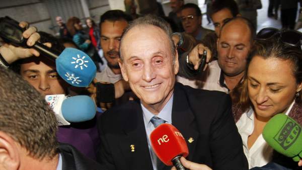 El expresidente del Betis, Manuel Ruiz de Lopera, ante el juez El expresidente del Betis, Manuel Ruiz de Lopera, ante el juez