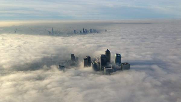 Londres, bajo la niebla Londres, bajo la niebla