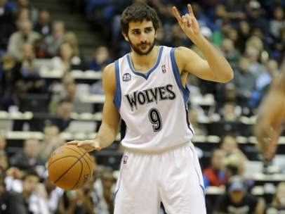 Ricky Rubio dirige un ataque