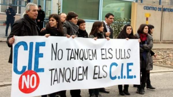 Diputados ante el CIE de Zona Franca Diputados ante el CIE de Zona Franca