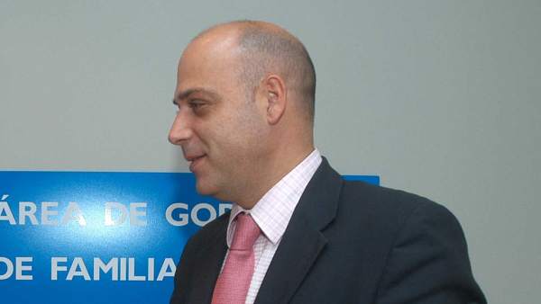 Jesús Mora (derecha), junto a Concepción Dancausa Jesús Mora (derecha), junto a Concepción Dancausa